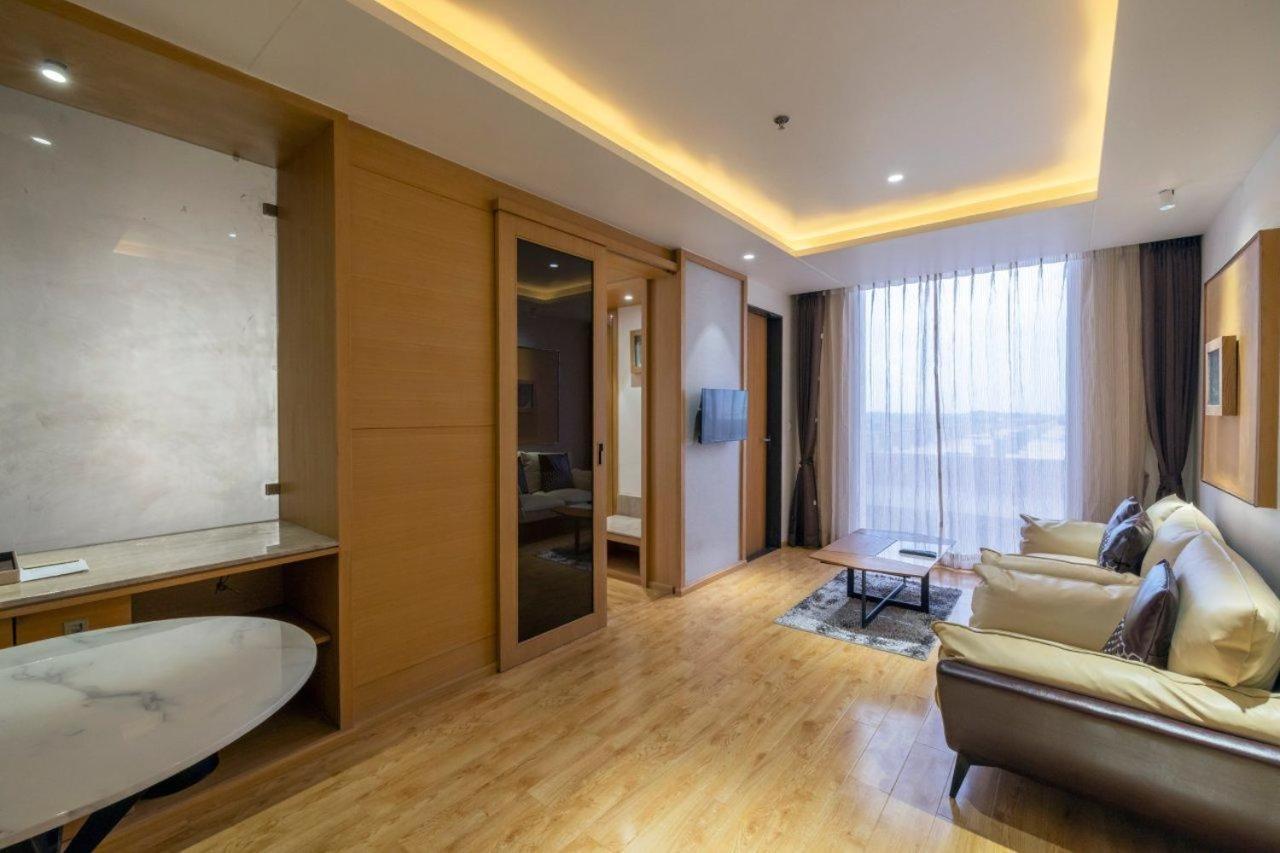 Sarovar Portico Morbi Exterior foto